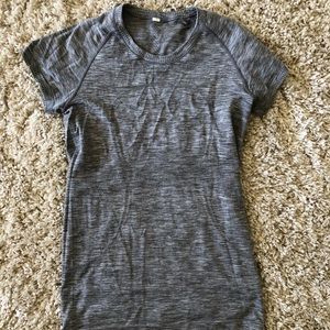 Swiftly Tech Short Sleeve Crew